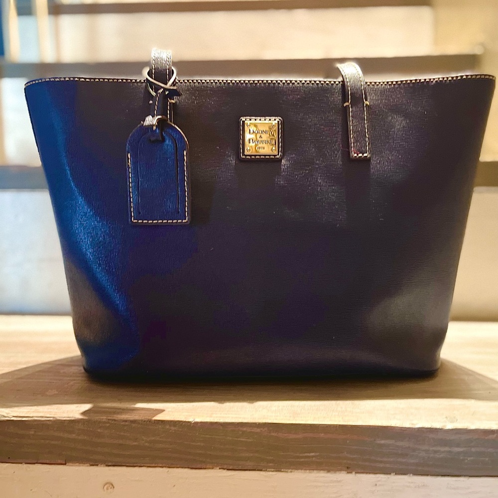 Dooney & Bourke medium tote blue